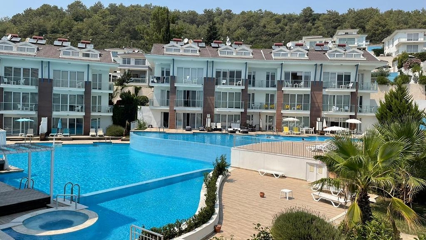 شقق للبيع في فتحية - تصميم 2 غرفة وصالة -ضمن مجمع يضم خدمات .