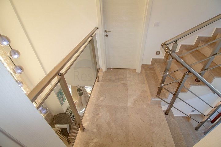 عقارات فتحية -فيلا مستقلة مع مسبح حاص 