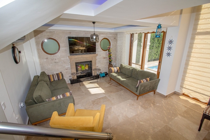 عقارات فتحية -فيلا مستقلة مع مسبح حاص 