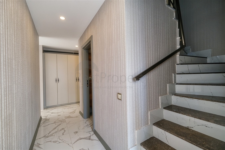 شقق 1 + 1 و 3 + 1 في مجمع جديد في منطقة هورما