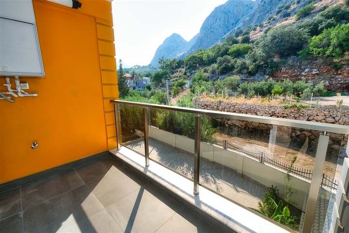 شقق 1 + 1 و 3 + 1 في مجمع جديد في منطقة هورما