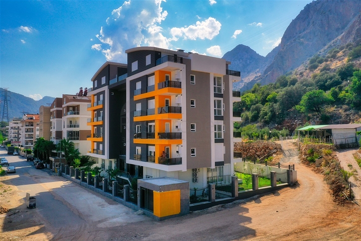 شقق 1 + 1 و 3 + 1 في مجمع جديد في منطقة هورما