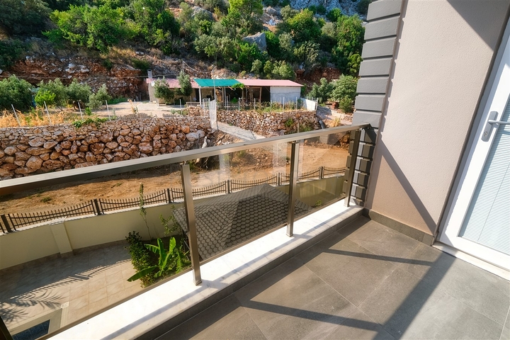 شقق 1 + 1 و 3 + 1 في مجمع جديد في منطقة هورما