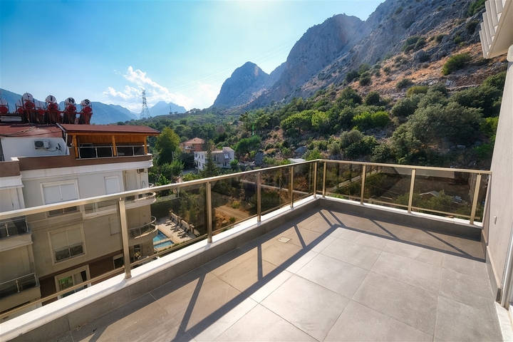 شقق 1 + 1 و 3 + 1 في مجمع جديد في منطقة هورما