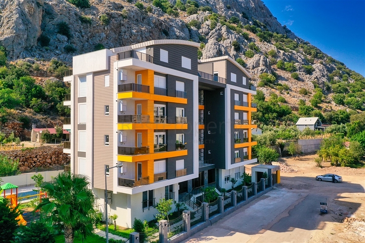 شقق 1 + 1 و 3 + 1 في مجمع جديد في منطقة هورما