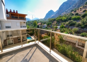 شقق 1 + 1 و 3 + 1 في مجمع جديد في منطقة هورما