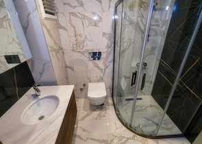 شقق 1 + 1 و 3 + 1 في مجمع جديد في منطقة هورما