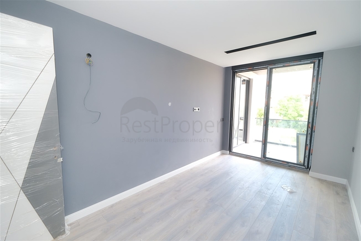 شقق واسعة 2 + 1 ، 3 + 1 ، 4 + 1 في مشروع استثماري في ساريسو أنطاليا