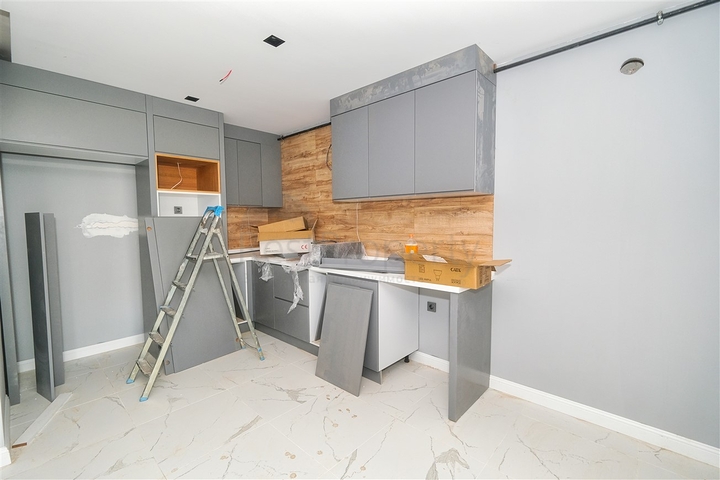 شقق واسعة 2 + 1 ، 3 + 1 ، 4 + 1 في مشروع استثماري في ساريسو أنطاليا