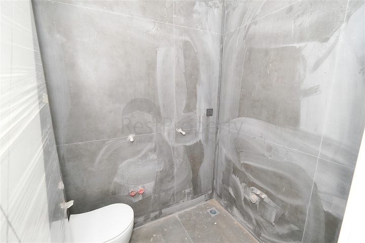 شقق واسعة 2 + 1 ، 3 + 1 ، 4 + 1 في مشروع استثماري في ساريسو أنطاليا