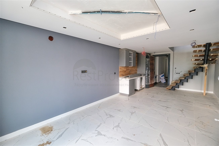 شقق واسعة 2 + 1 ، 3 + 1 ، 4 + 1 في مشروع استثماري في ساريسو أنطاليا