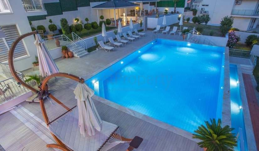 فلل 5 + 1 في منطقة فتحية 