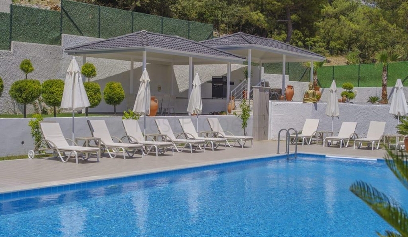 فلل 5 + 1 في منطقة فتحية 