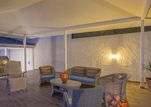 فلل 5 + 1 في منطقة فتحية 