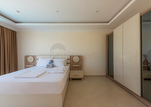 فلل 5 + 1 في منطقة فتحية 