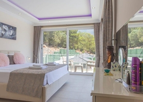 فلل 5 + 1 في منطقة فتحية 