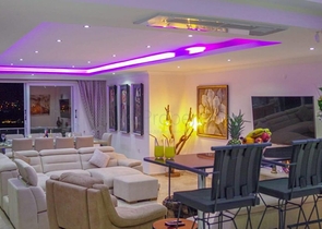 فلل 5 + 1 في منطقة فتحية 