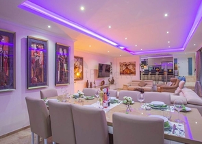 فلل 5 + 1 في منطقة فتحية 