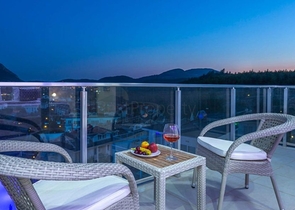 فلل 5 + 1 في منطقة فتحية 