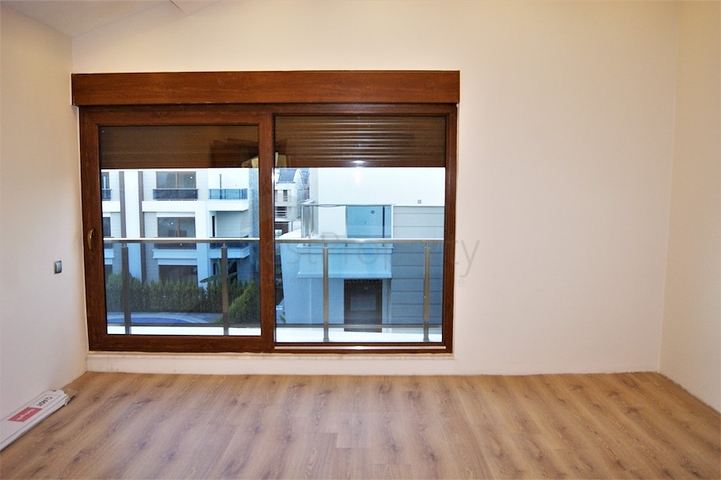 فلل 3 + 2 و 4 + 2 في مجمع في اونجالي انطاليا