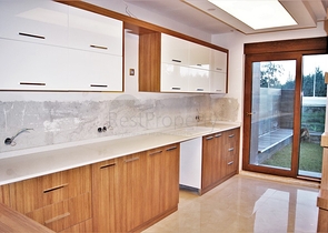 فلل 3 + 2 و 4 + 2 في مجمع في اونجالي انطاليا