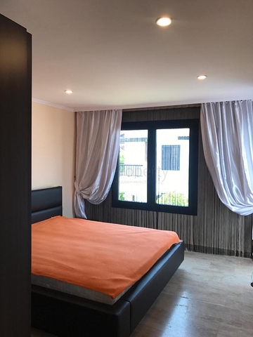 فيلا 3 + 1 مع أثاث في مجمع فندقي في بيليك أنطاليا