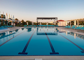 فيلا 3 + 1 مع أثاث في مجمع فندقي في بيليك أنطاليا