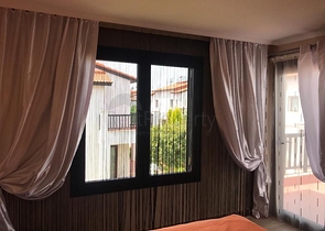 فيلا 3 + 1 مع أثاث في مجمع فندقي في بيليك أنطاليا