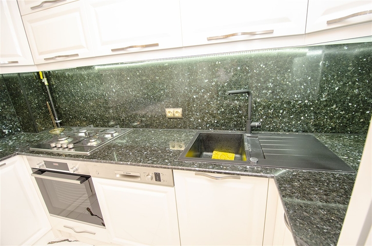 بنتهاوس 3 + 1 مفروشة 3 دقائق سيرا على الأقدام إلى البحر في أنطاليا