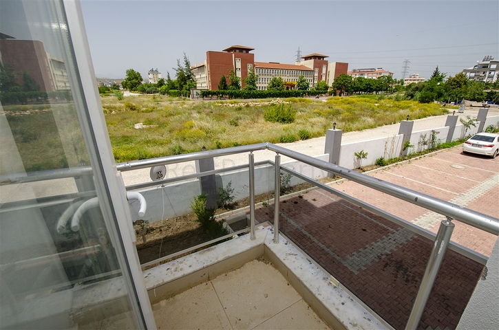 شقق 2 + 1 ، 3 + 1 في مجمع جاهز في كيبيز أنطاليا