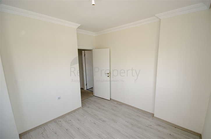 شقق 2 + 1 ، 3 + 1 في مجمع جاهز في كيبيز أنطاليا