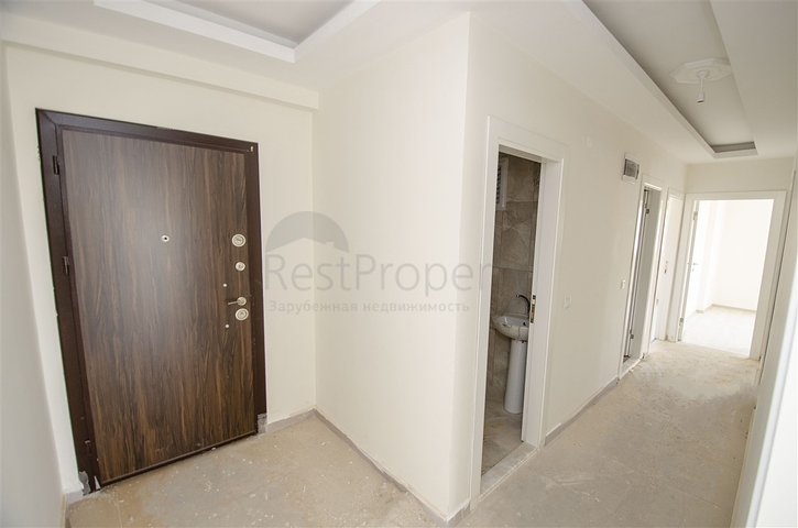 شقق 2 + 1 ، 3 + 1 في مجمع جاهز في كيبيز أنطاليا