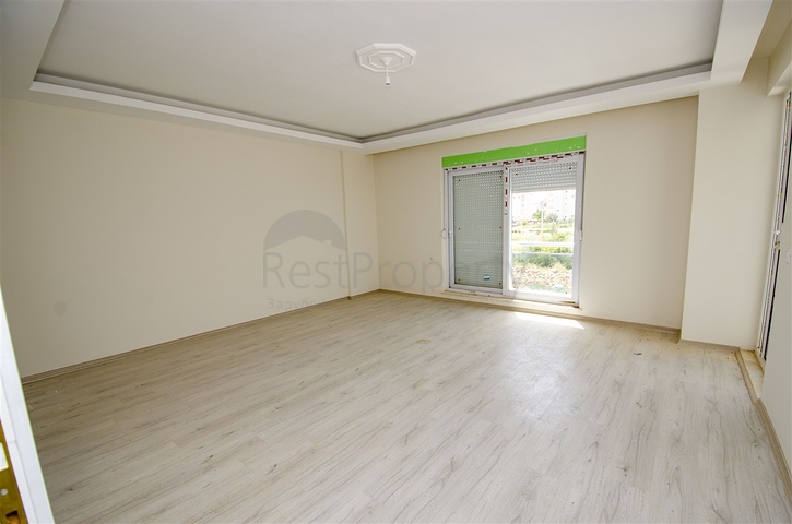 شقق 2 + 1 ، 3 + 1 في مجمع جاهز في كيبيز أنطاليا