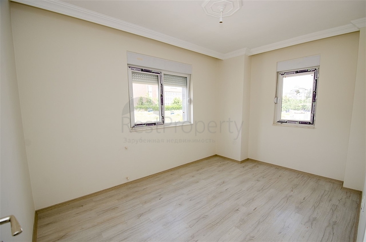 شقق 2 + 1 ، 3 + 1 في مجمع جاهز في كيبيز أنطاليا