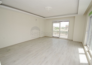 شقق 2 + 1 ، 3 + 1 في مجمع جاهز في كيبيز أنطاليا