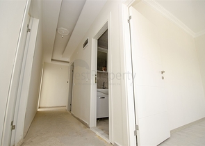 شقق 2 + 1 ، 3 + 1 في مجمع جاهز في كيبيز أنطاليا