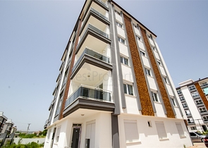 شقق 2 + 1 ، 3 + 1 في مجمع جاهز في كيبيز أنطاليا