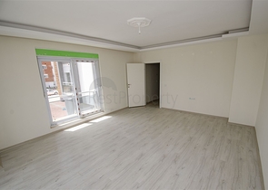 شقق 2 + 1 ، 3 + 1 في مجمع جاهز في كيبيز أنطاليا