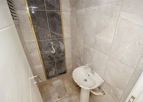 شقق 2 + 1 ، 3 + 1 في مجمع جاهز في كيبيز أنطاليا