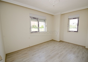 شقق 2 + 1 ، 3 + 1 في مجمع جاهز في كيبيز أنطاليا