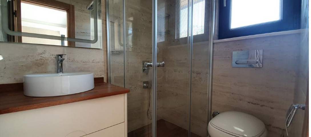 فيلا منفصلة 3 + 1 مع حمام سباحة في كيريش كيمير