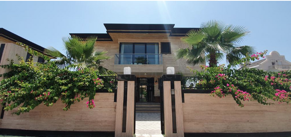 فيلا منفصلة 3 + 1 مع حمام سباحة في كيريش كيمير