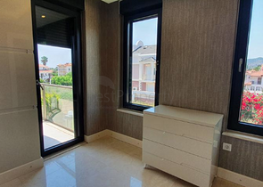 فيلا منفصلة 3 + 1 مع حمام سباحة في كيريش كيمير