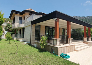 فيلا منفصلة 3 + 1 مع حمام سباحة في كيريش كيمير