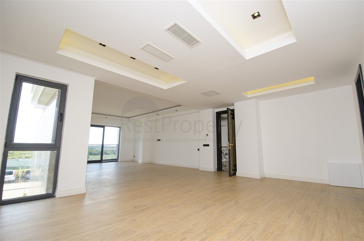 مجمع راقى من الفلل في دوشمالتي أنطاليا