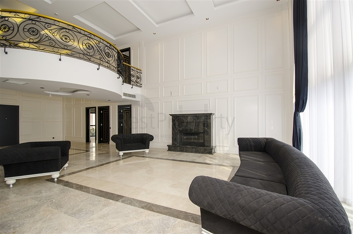 مجمع راقى من الفلل في دوشمالتي أنطاليا