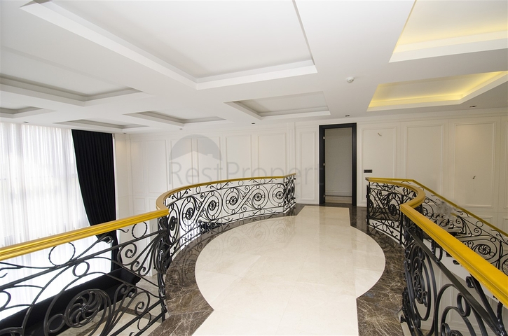 مجمع راقى من الفلل في دوشمالتي أنطاليا