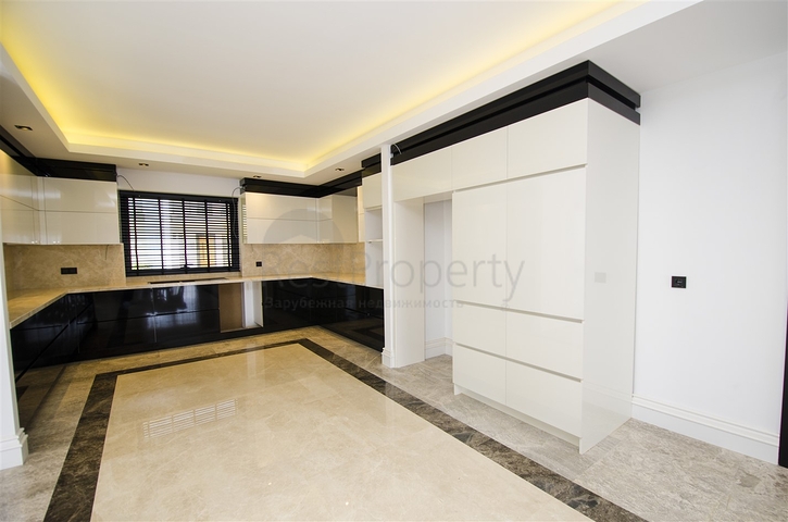 مجمع راقى من الفلل في دوشمالتي أنطاليا