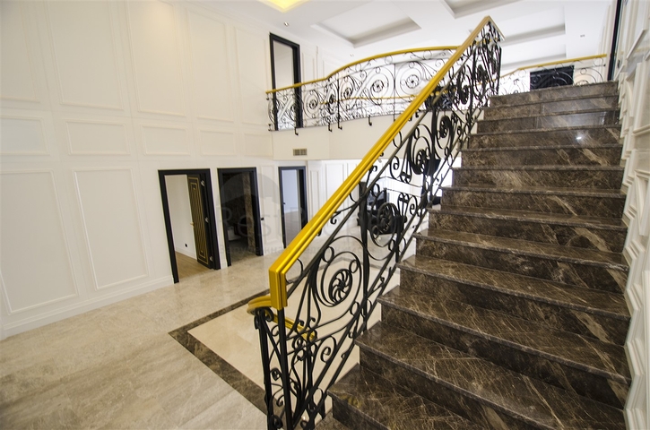 مجمع راقى من الفلل في دوشمالتي أنطاليا