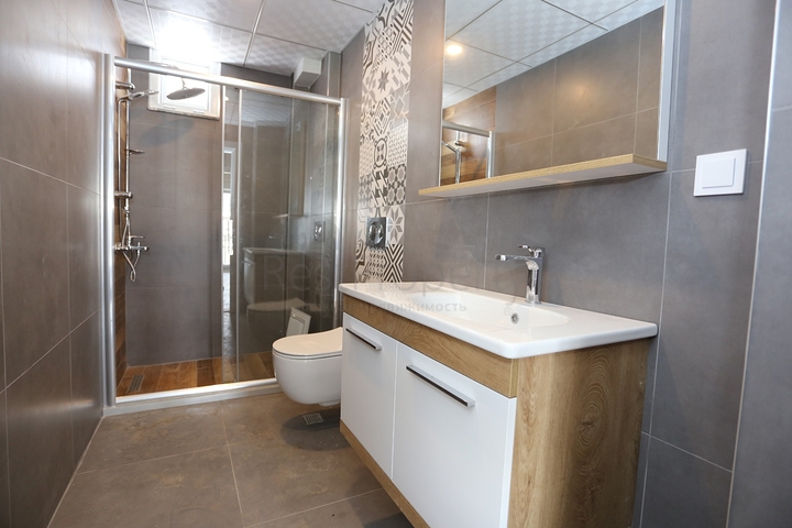 شقق 2 + 1 في مجمع جديد في كاميوفا كيمير 800 متر من البحر